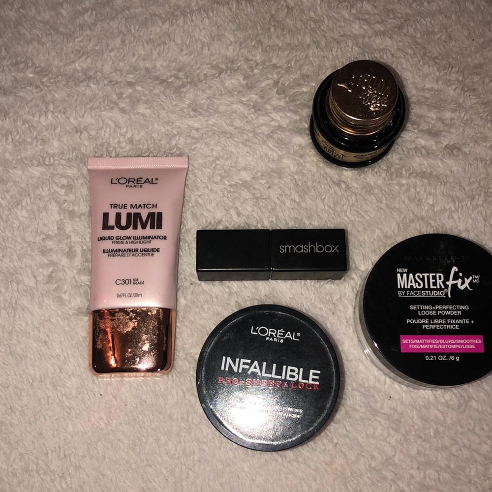 Makeup bundle